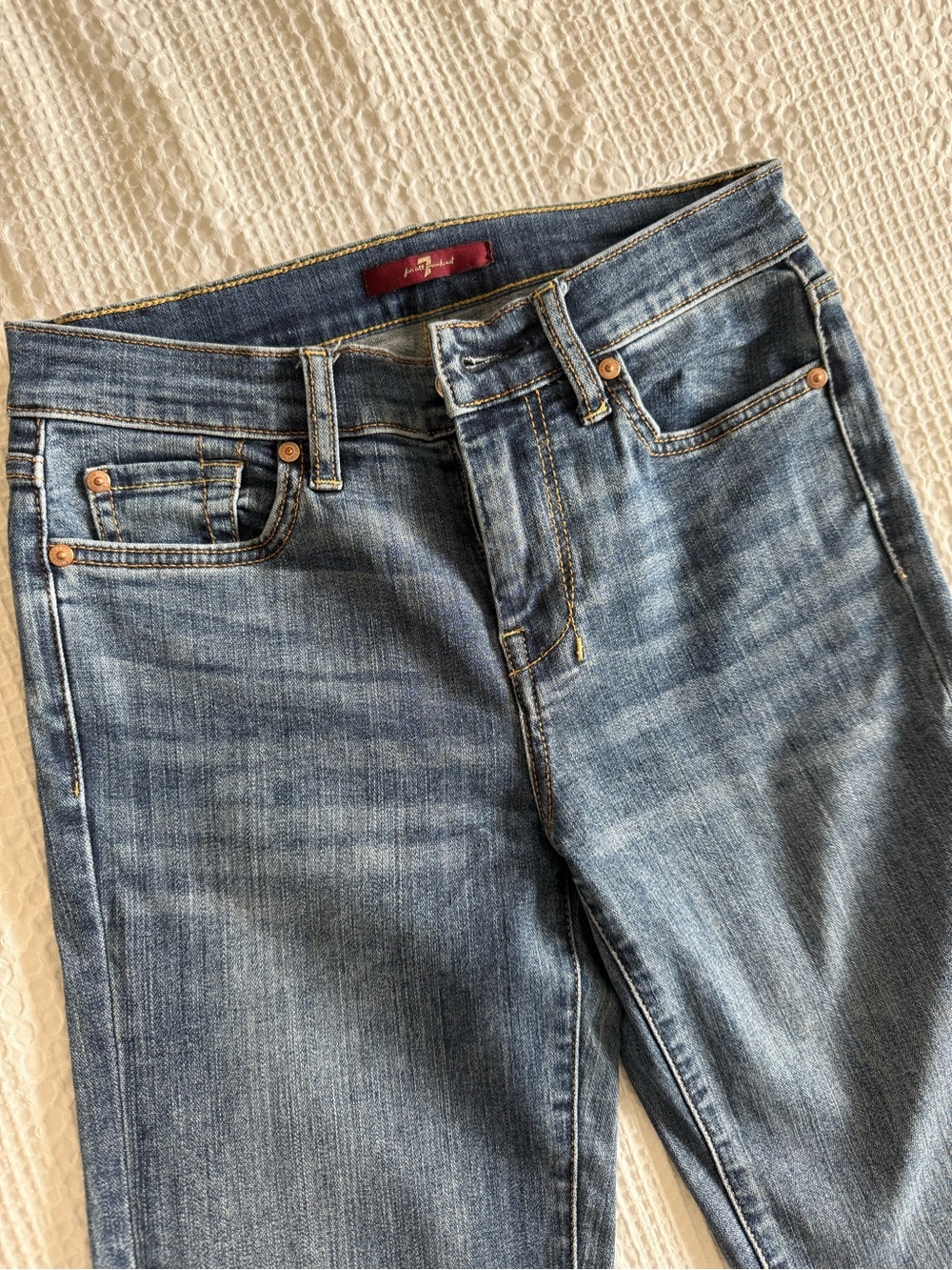 7 For All Mankind Women’s Size 26 Flare Jeans Stretch Medium Was - Picture 2 of 10